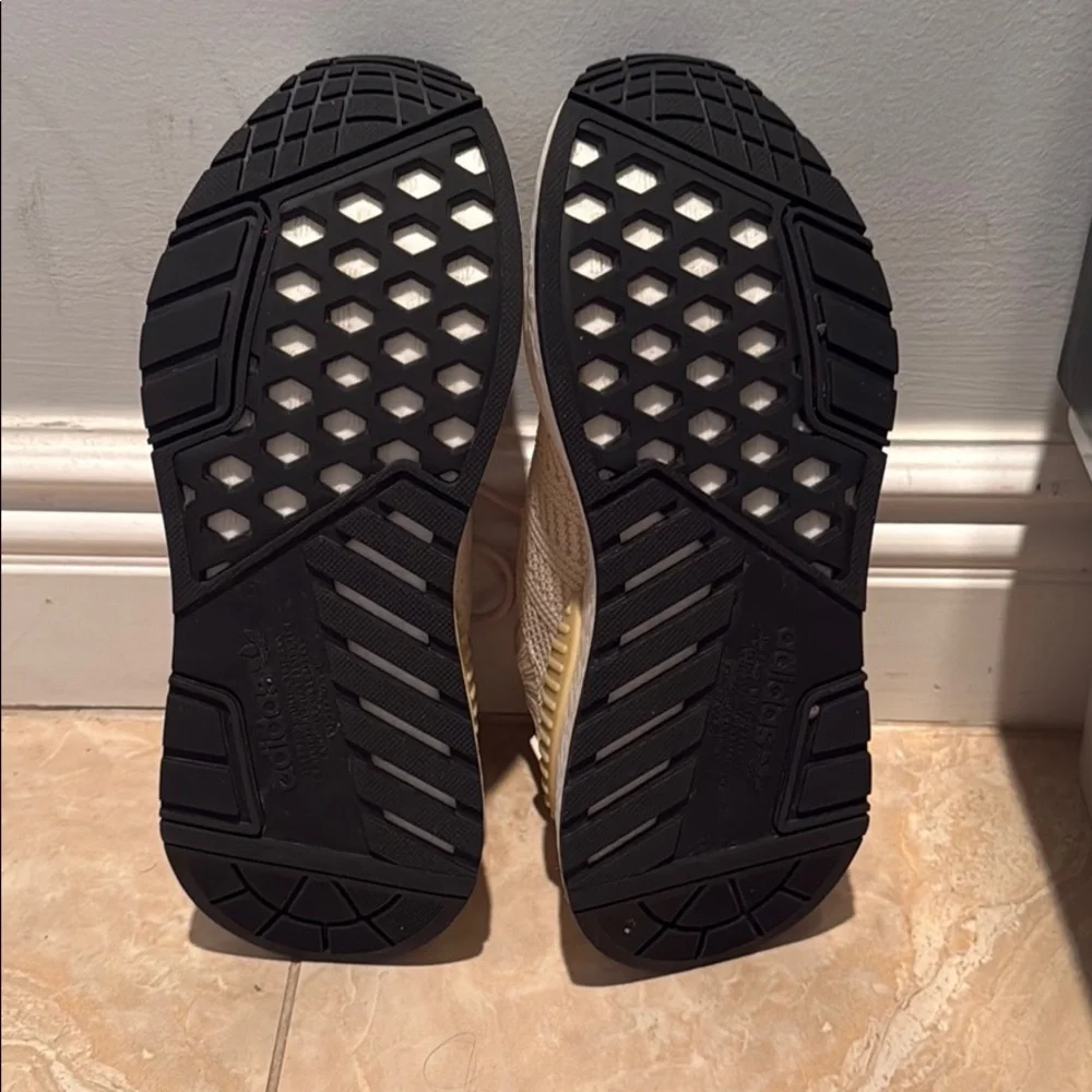 Women Adidas NMD_W1